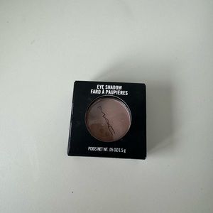 Mac eye shadow sandstone matte